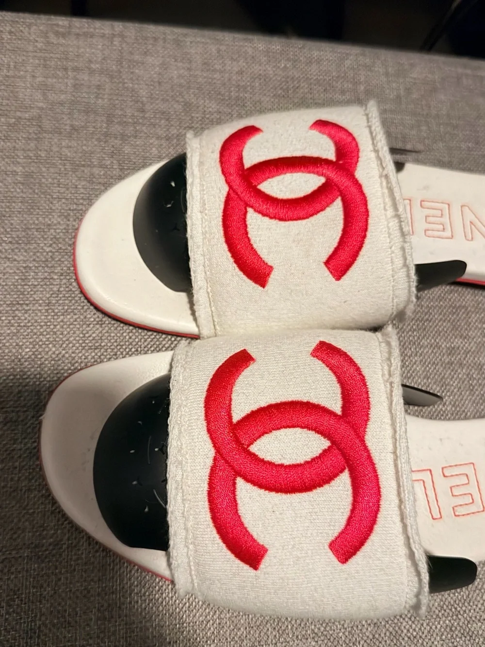 CHANEL slide sandals